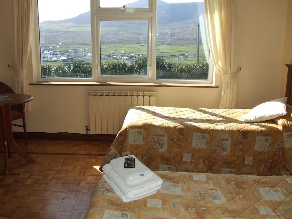 Achill West Coast House Bed & Breakfast Dooagh Ruang foto