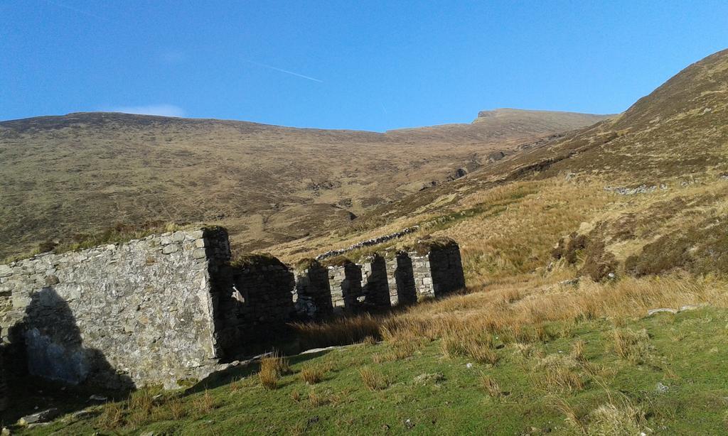 Achill West Coast House Bed & Breakfast Dooagh Bagian luar foto