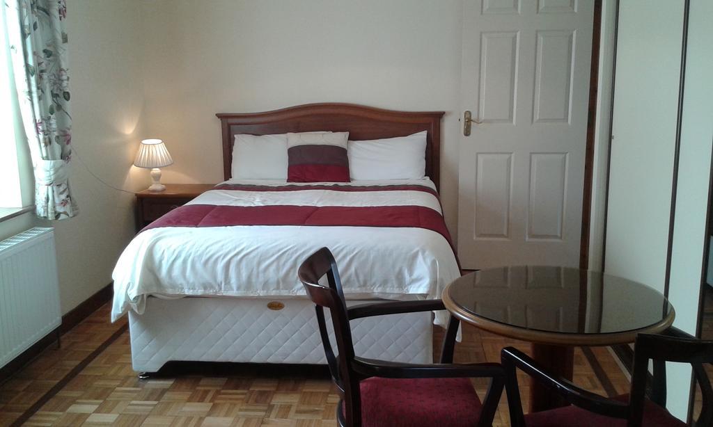 Achill West Coast House Bed & Breakfast Dooagh Bagian luar foto